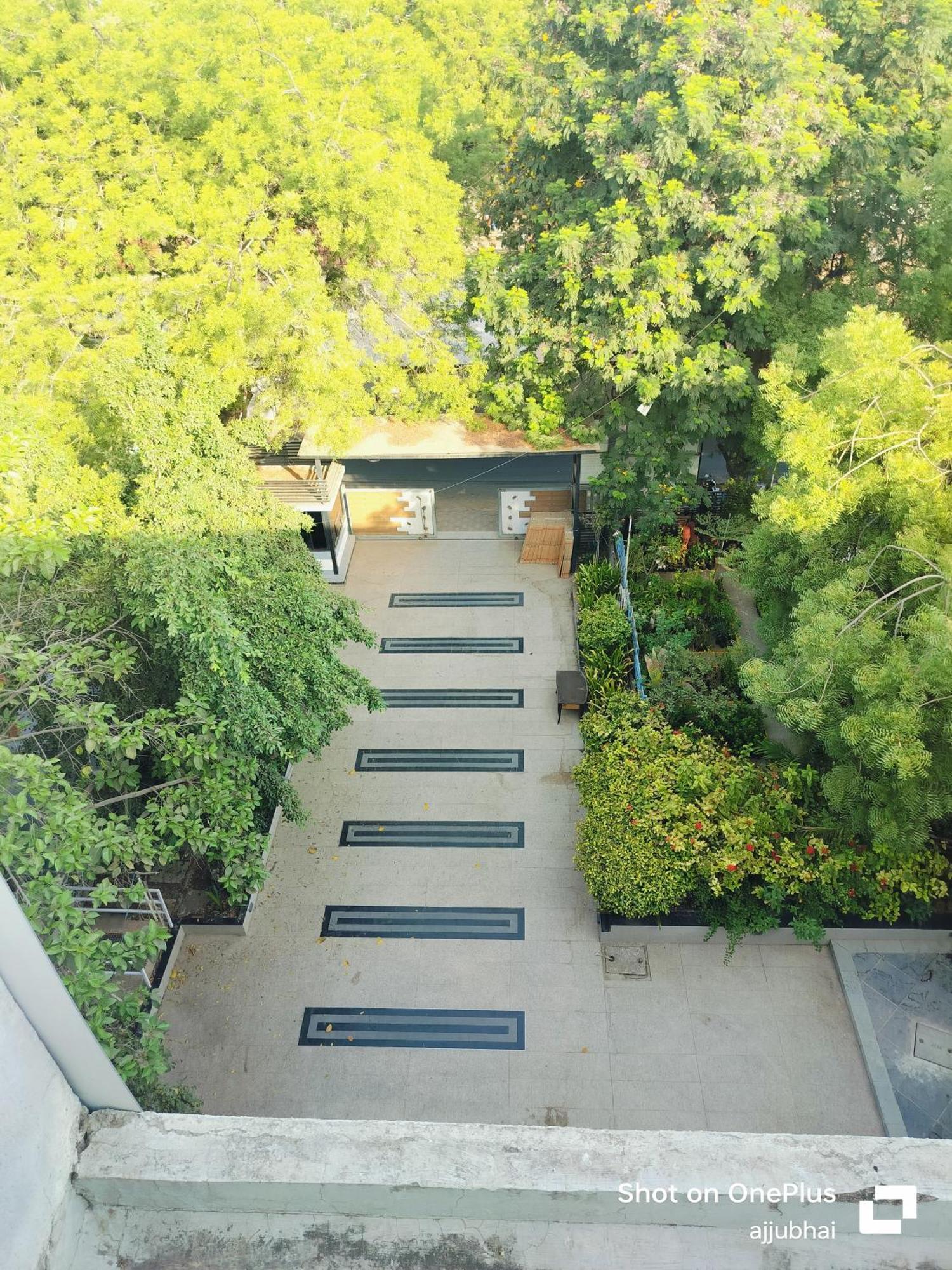 Hotel Sun N Step Club Ahmedabad Exterior photo